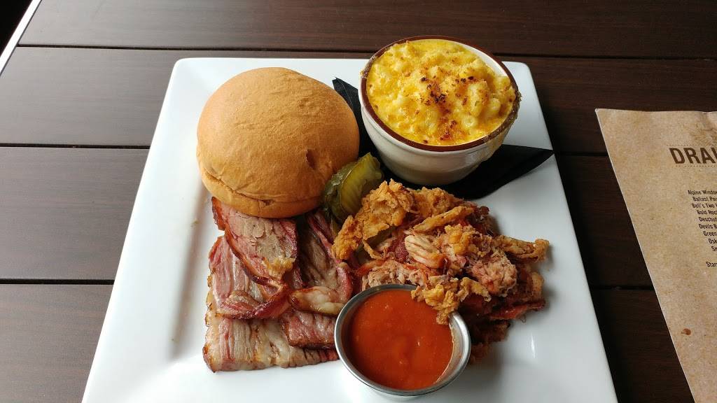 The Public House | restaurant | 1112 Colley Ave, Norfolk, VA 23517, USA | 7572279064 OR +1 757-227-9064