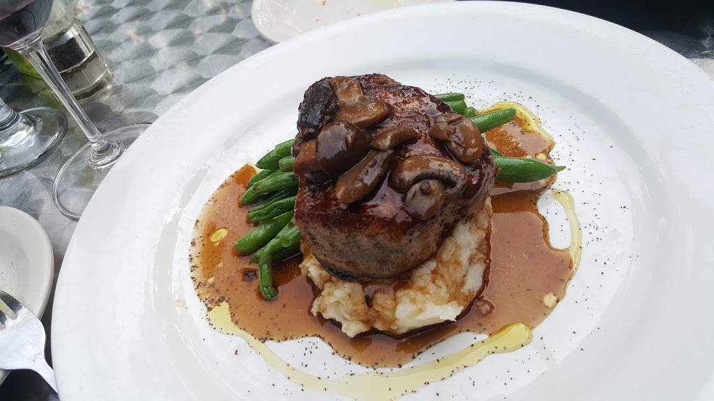 Tess | restaurant | 2499 N Bartlett Ave, Milwaukee, WI 53211, USA | 4149648377 OR +1 414-964-8377