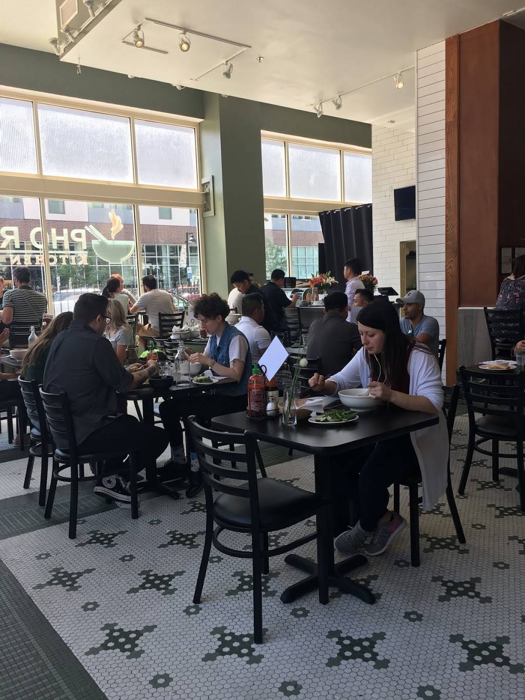 Pho Real Kitchen and Bar | restaurant | 200 4th St, Des Moines, IA 50309, USA | 5156303552 OR +1 515-630-3552