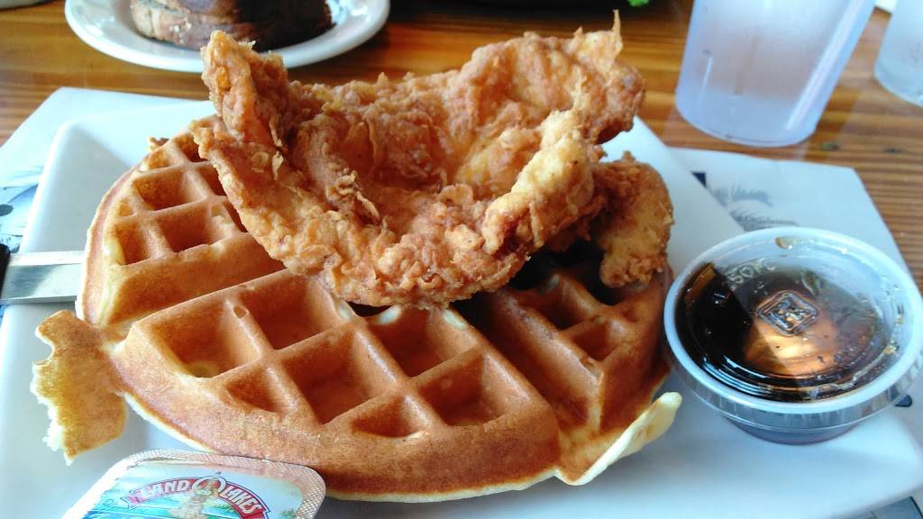 Marina Variety Store Restaurant | restaurant | 9 Lockwood Dr, Charleston, SC 29401, USA | 8437236325 OR +1 843-723-6325