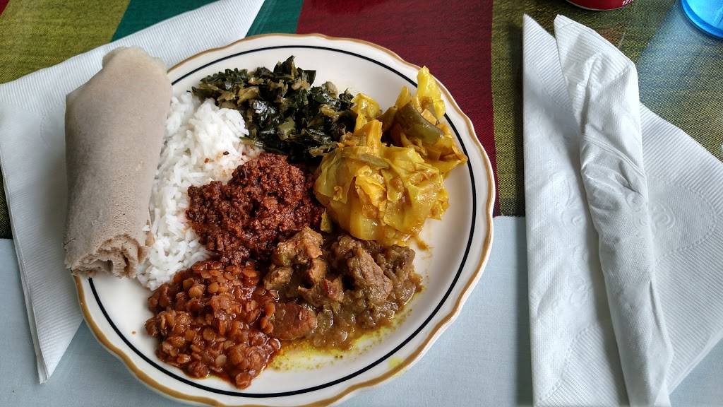 Asters Ethiopian Restaurant | restaurant | 2804 N Interstate Hwy 35, Austin, TX 78705, USA | 5124695966 OR +1 512-469-5966