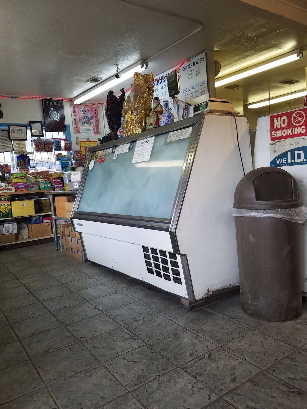 Mama Seafood | restaurant | 10196 Jensen Dr, Houston, TX 77093, USA | 7136928432 OR +1 713-692-8432