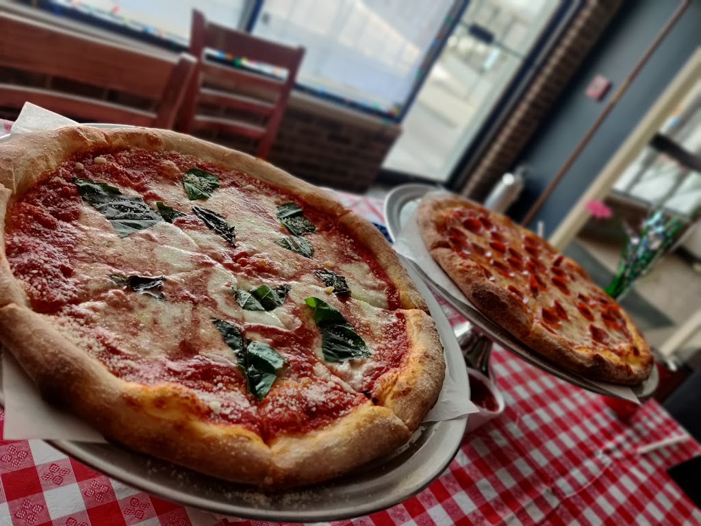 Nanas Pizzeria & Ristorante Italiana | restaurant | 22w535 Butterfield Rd, Glen Ellyn, IL 60137, USA | 6304749065 OR +1 630-474-9065