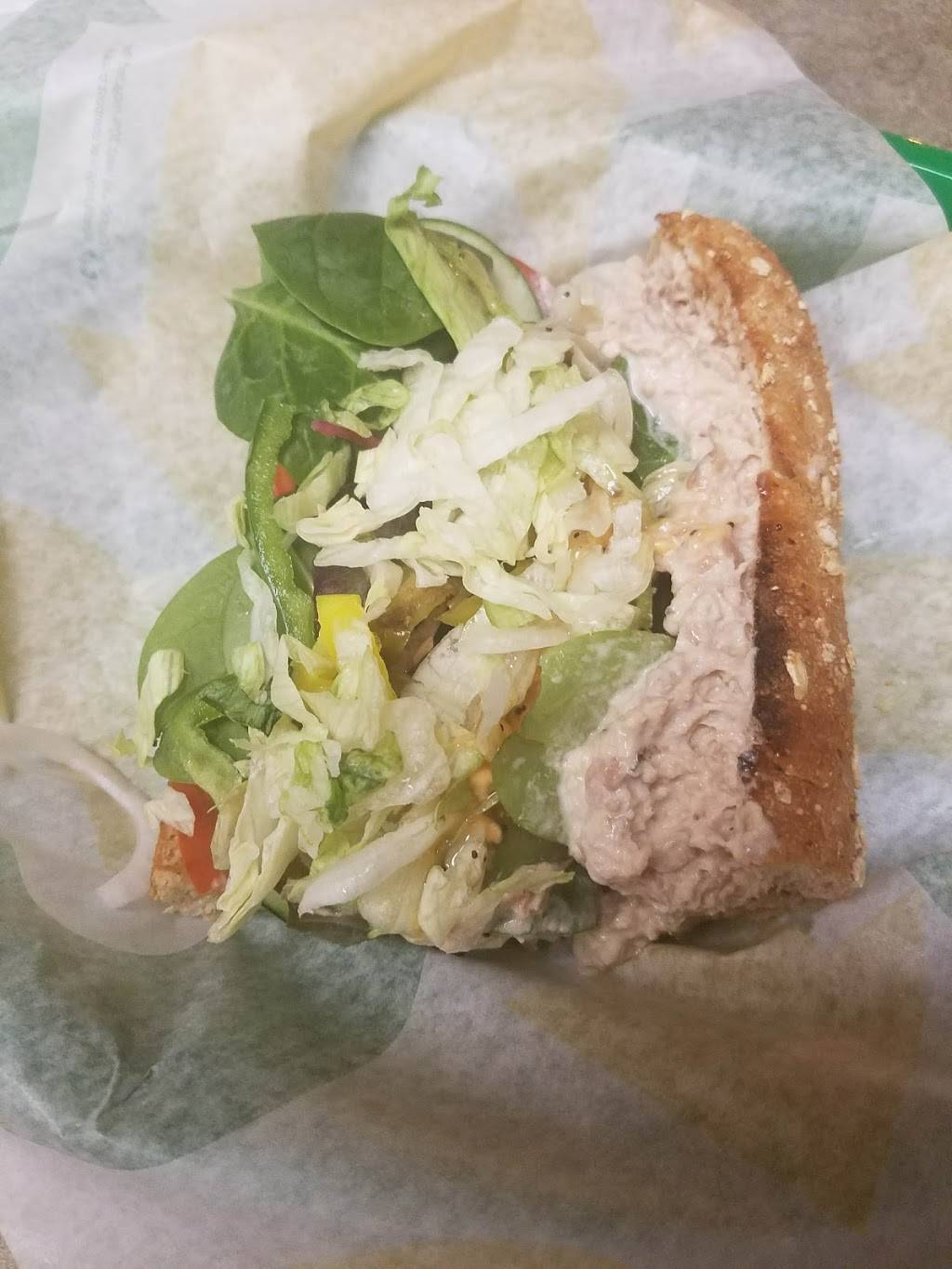 Subway Restaurants | restaurant | 1900 E Oltorf St #100-101, Austin, TX 78741, USA | 5124433337 OR +1 512-443-3337