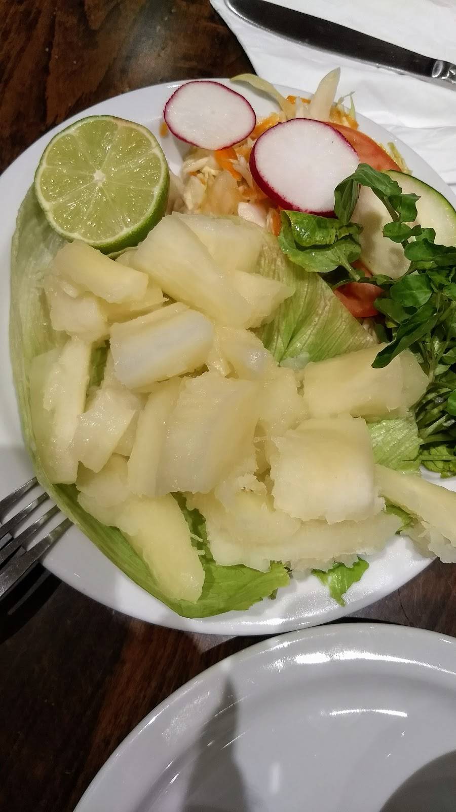 Es Con Sabor West | restaurant | 10401 Venice Blvd #105, Los Angeles, CA 90034, USA | 3108421111 OR +1 310-842-1111