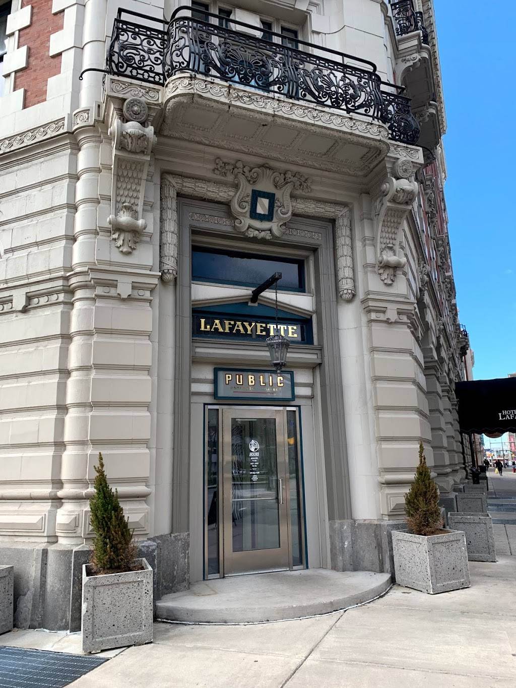 Public Espresso + Coffee | bakery | 391 Washington St, Buffalo, NY 14203, USA | 7163679971 OR +1 716-367-9971