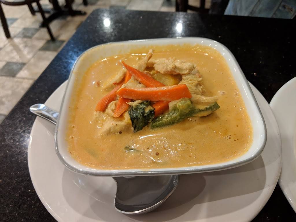 Ladda Thai Cuisine | restaurant | 50 Skyport Dr Ste 10, San Jose, CA 95110, USA | 4085737882 OR +1 408-573-7882