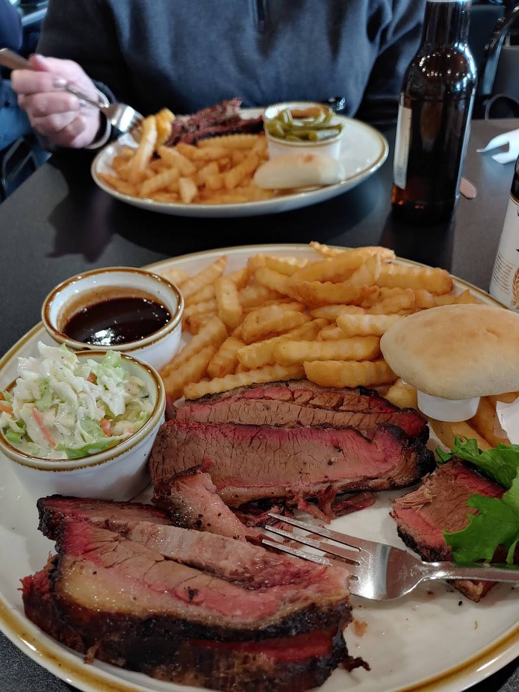 BRANDING IRON Restaurant and Saloon | restaurant | 12142 MO-5, Sunrise Beach, MO 65079, USA | 5733744969 OR +1 573-374-4969