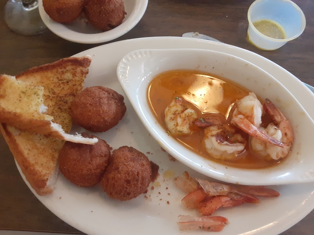 Pier 77 Seafood Restaurant | restaurant | 3016 Thomas Dr, Panama City, FL 32408, USA | 8502353080 OR +1 850-235-3080