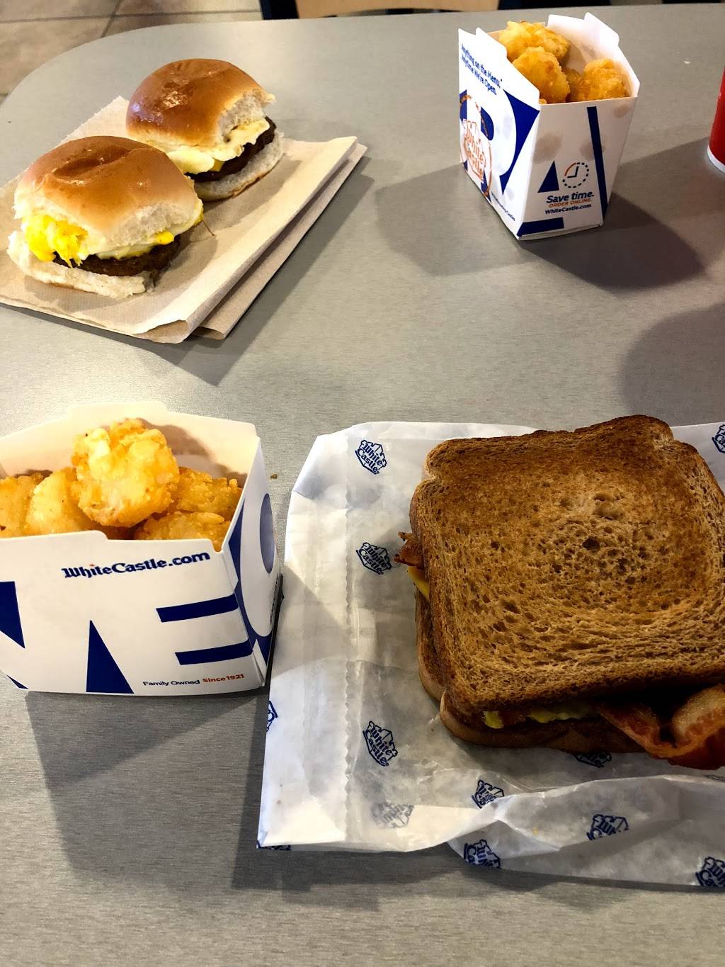 White Castle | restaurant | 7400 Vine St, Cincinnati, OH 45216, USA | 5139481171 OR +1 513-948-1171
