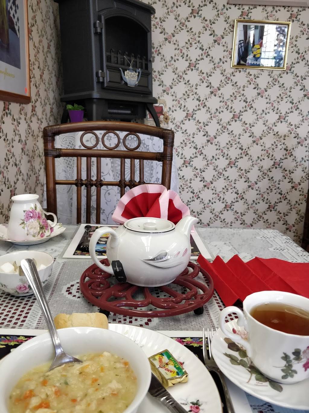 Pamelas Tearoom | restaurant | 12752 Valley View St P, Garden Grove, CA 92845, USA | 7148979442 OR +1 714-897-9442