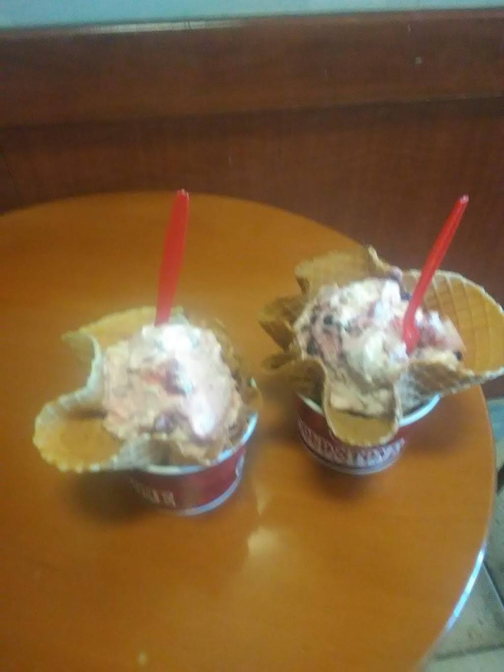 Cold Stone Creamery | bakery | 1009 W Arrow Hwy, San Dimas, CA 91773, USA | 9093059368 OR +1 909-305-9368