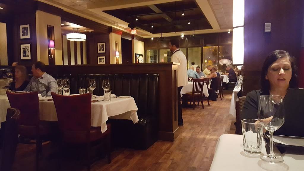 Hyde Park Prime Steakhouse | restaurant | 100 N Atlantic Ave, Daytona Beach, FL 32118, USA | 3862269844 OR +1 386-226-9844