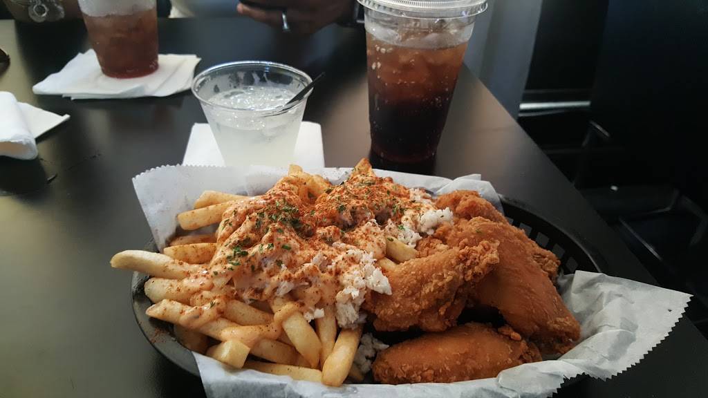 Cheers @ The Big Chair | restaurant | 2122 Martin Luther King Jr Ave SE, Washington, DC 20020, USA | 2026783738 OR +1 202-678-3738