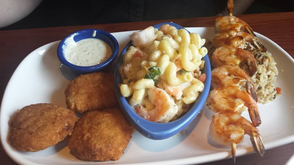 Red Lobster | restaurant | 1720 N Main St, Salinas, CA 93906, USA | 8314438724 OR +1 831-443-8724