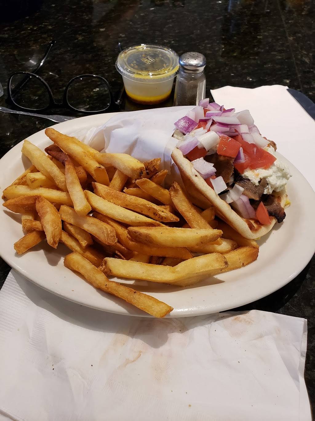 Southside Diner | restaurant | 893 E Fort Ave, Baltimore, MD 21230, USA | 4107277067 OR +1 410-727-7067