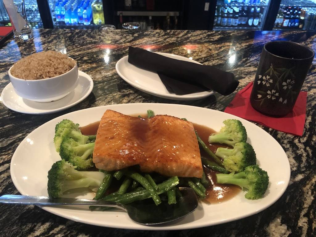 Oyes Chinese Restaurant | restaurant | 44 Broadway, Saugus, MA 01906, USA | 7816663836 OR +1 781-666-3836