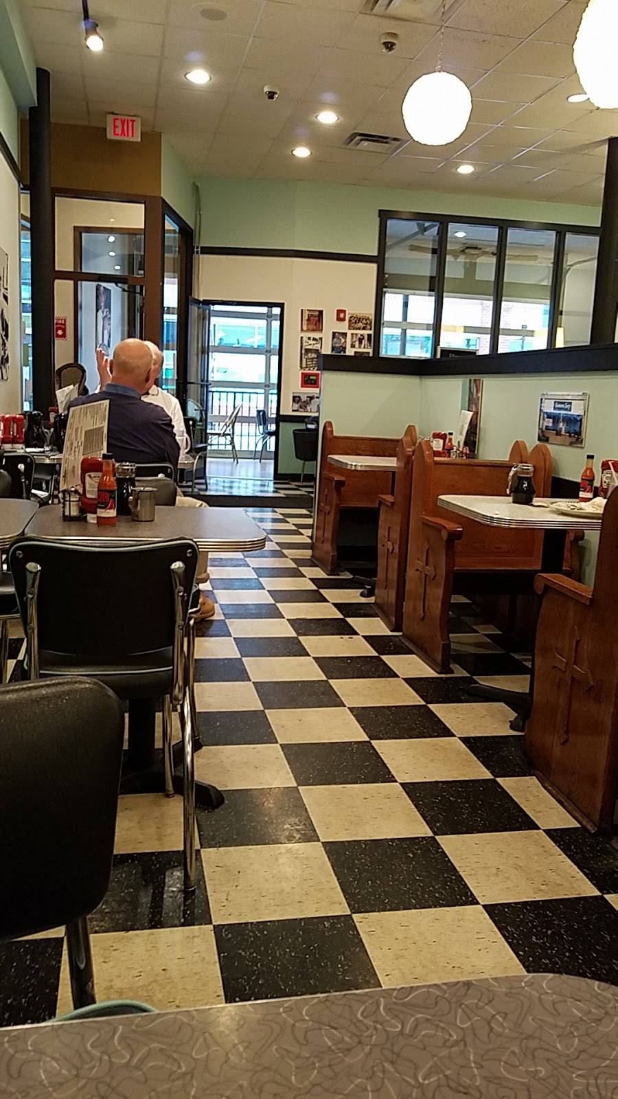 Pamelas P&G Diner | restaurant | 1711 Murray Ave, Pittsburgh, PA 15217, USA | 4124229457 OR +1 412-422-9457