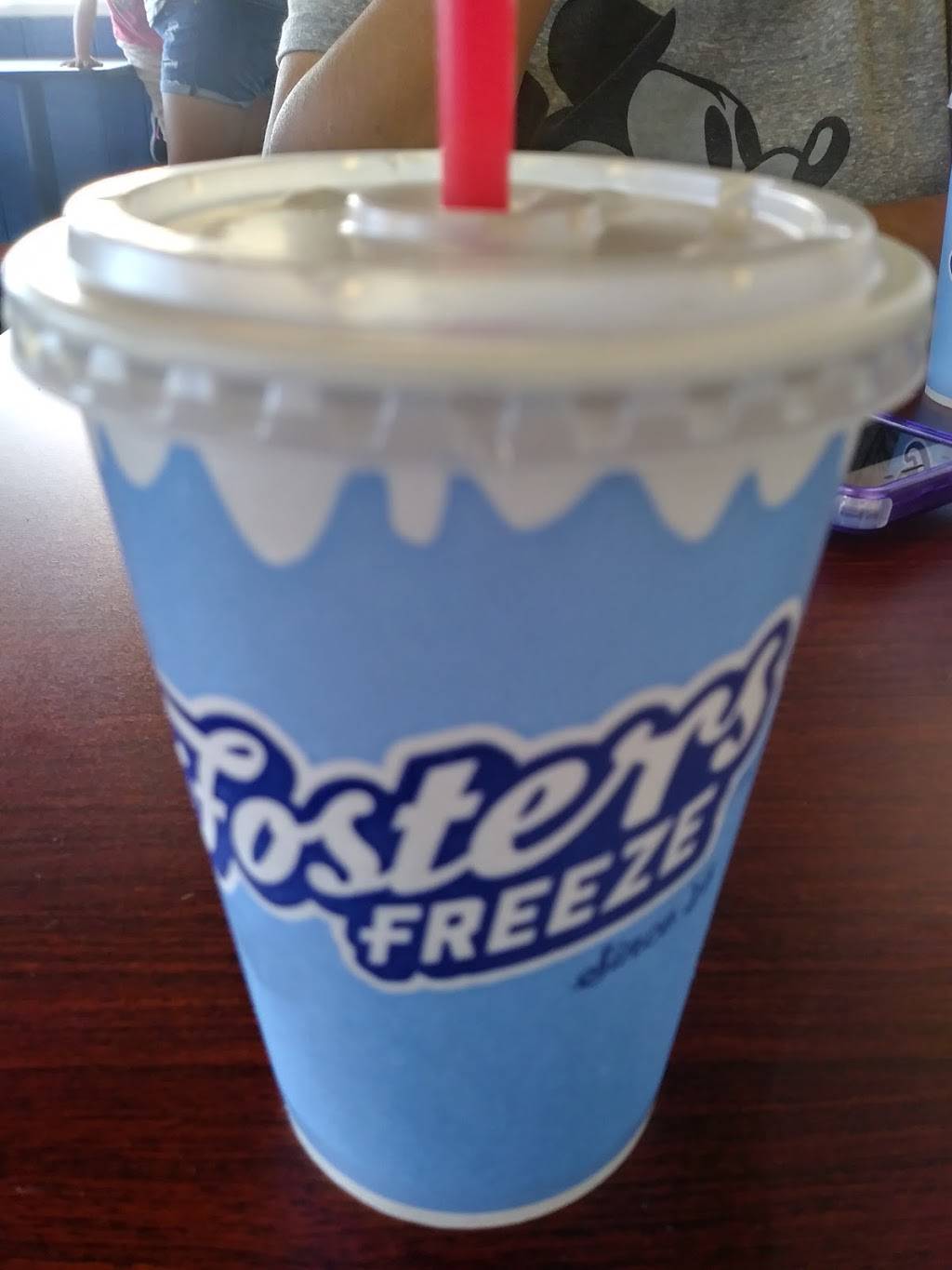 Fosters Freeze | restaurant | 598 E Tulare St, Dinuba, CA 93618, USA | 5595911625 OR +1 559-591-1625
