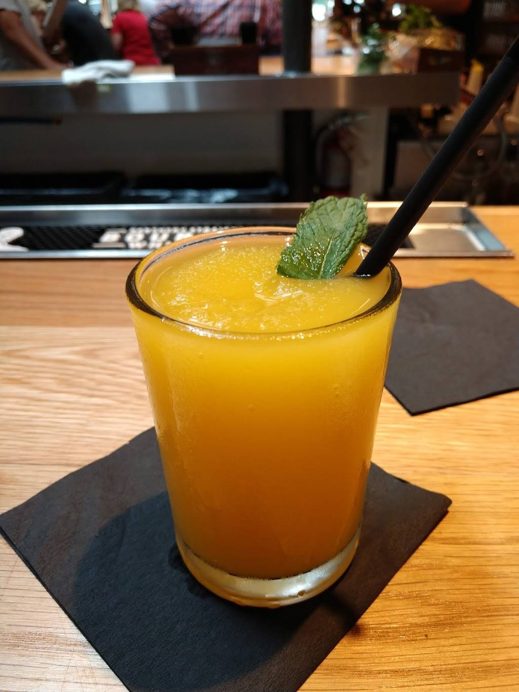 Loro | restaurant | 2115 S Lamar Blvd, Austin, TX 78704, USA | 5129164858 OR +1 512-916-4858