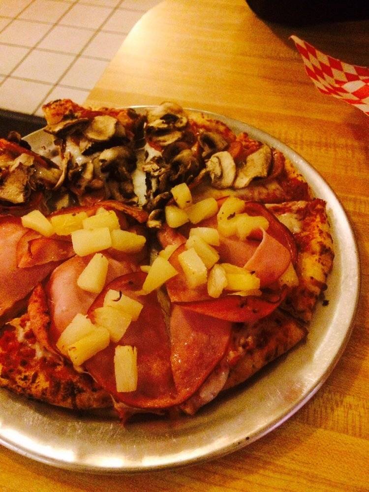 Ricos Pizza | restaurant | 1420 E Hatch Rd # C, Modesto, CA 95351, USA | 2095381003 OR +1 209-538-1003