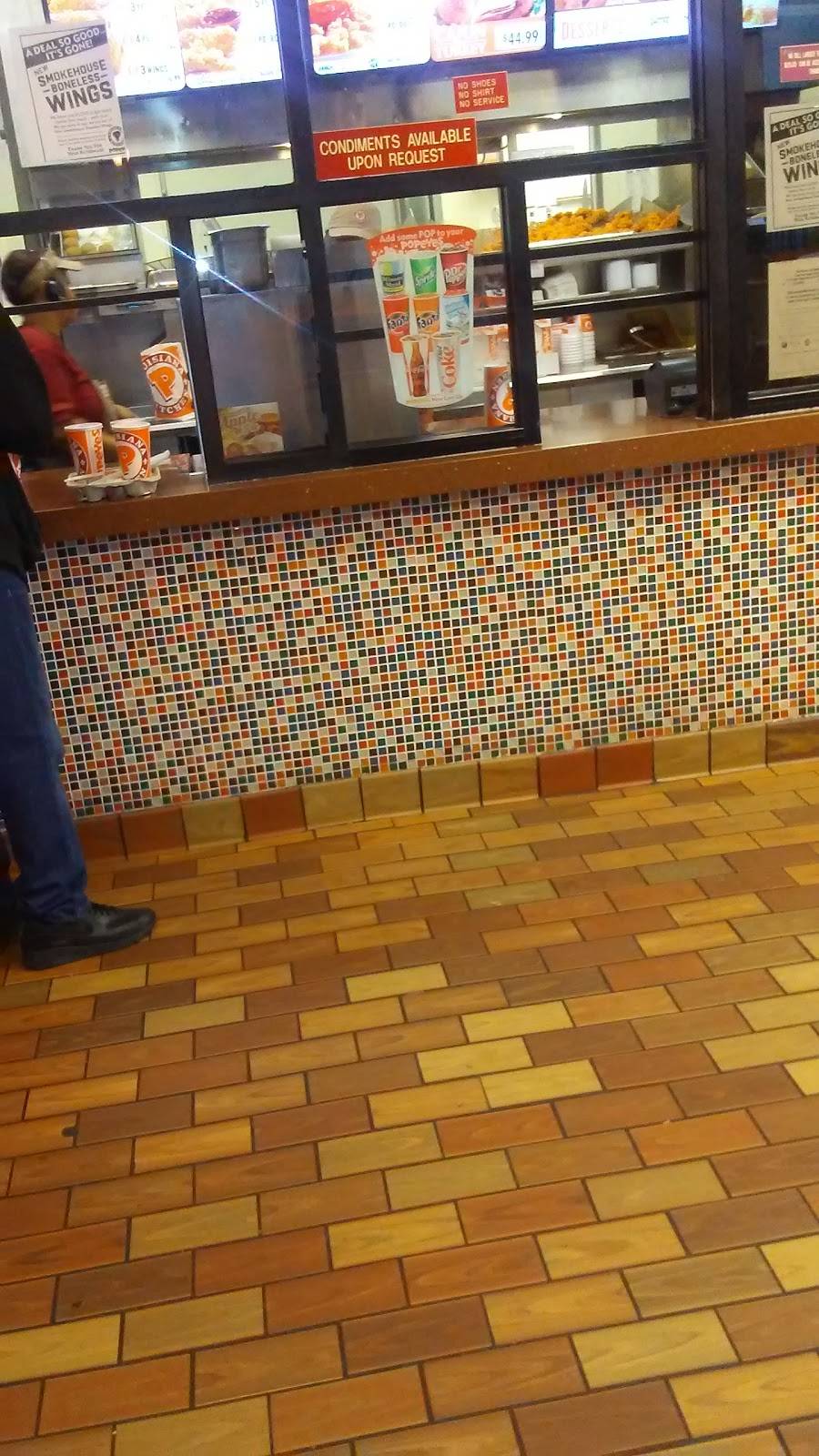 Popeyes Louisiana Kitchen | restaurant | 3451 Roosevelt Rd, Chicago, IL 60624, USA | 7735211144 OR +1 773-521-1144