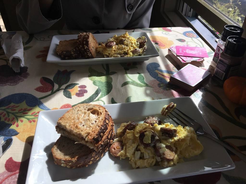 Black Goose Café | cafe | 2160 Main Rd, Tiverton, RI 02878, USA | 4018160882 OR +1 401-816-0882