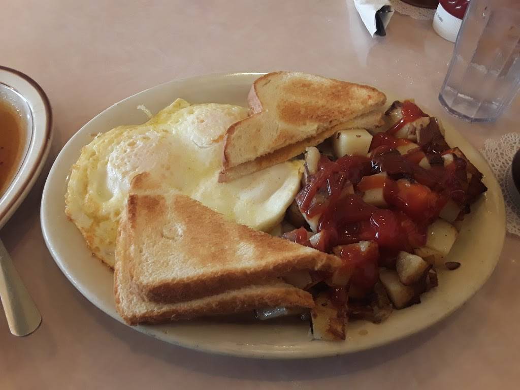 Beloit Family Restaurant | restaurant | 2780 Prairie Ave, Beloit, WI 53511, USA | 6083638555 OR +1 608-363-8555