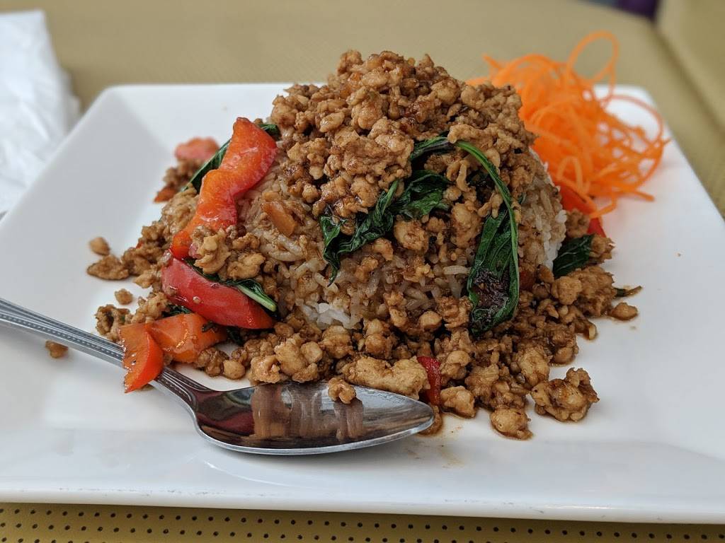 Siriwan Thai | restaurant | 12115 Darnestown Rd, Gaithersburg, MD 20878, USA | 3015694050 OR +1 301-569-4050