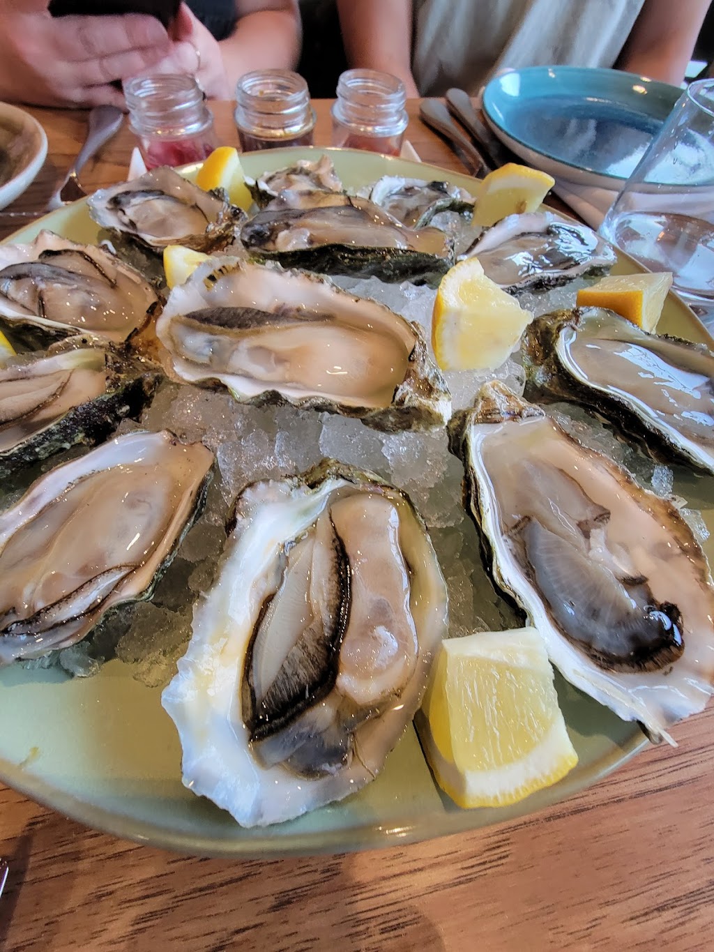 The Cove Restaurant | restaurant | 5731 SE Columbia Way, Vancouver, WA 98661, USA | 3603605000 OR +1 360-360-5000