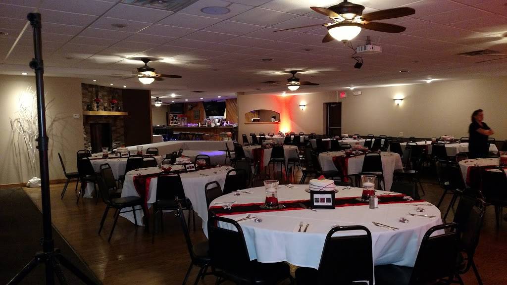 Hideaway Pub & Eatery | restaurant | 9643 S 76th St, Franklin, WI 53132, USA | 4145251950 OR +1 414-525-1950