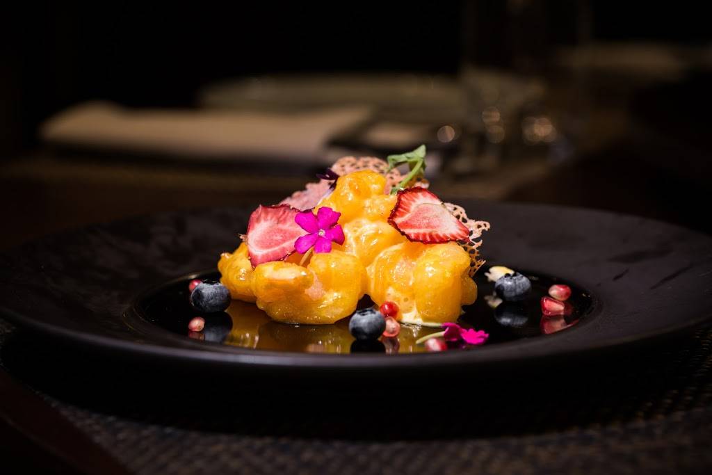 Barons Sino Kitchen & Bar | restaurant | 500 Bellevue Way NE Suite 210, Bellevue, WA 98004, USA | 4253630000 OR +1 425-363-0000