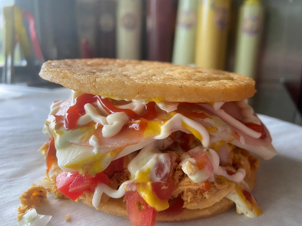 Stack n go | restaurant | 203 Davenport Blvd, Davenport, FL 33837, USA | 9549948508 OR +1 954-994-8508