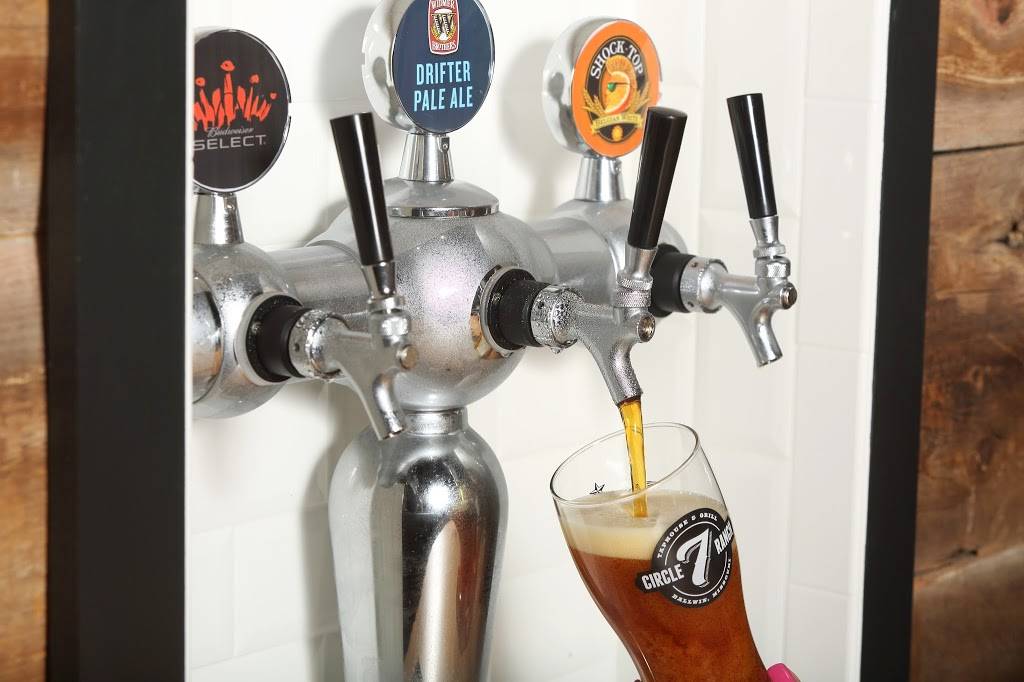 Circle 7 Ranch | restaurant | 14412 Clayton Rd, Ballwin, MO 63011, USA | 6362209707 OR +1 636-220-9707