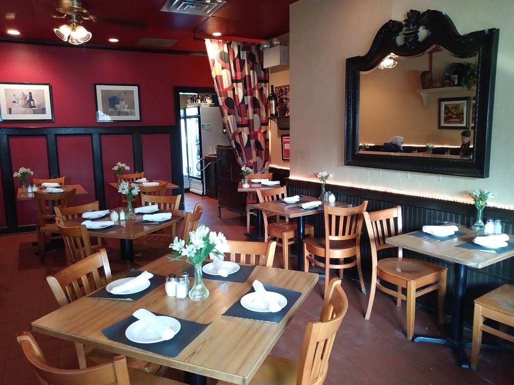 Cafe Porto Bello | restaurant | 672 E Broadway, South Boston, MA 02127, USA | 6172697680 OR +1 617-269-7680