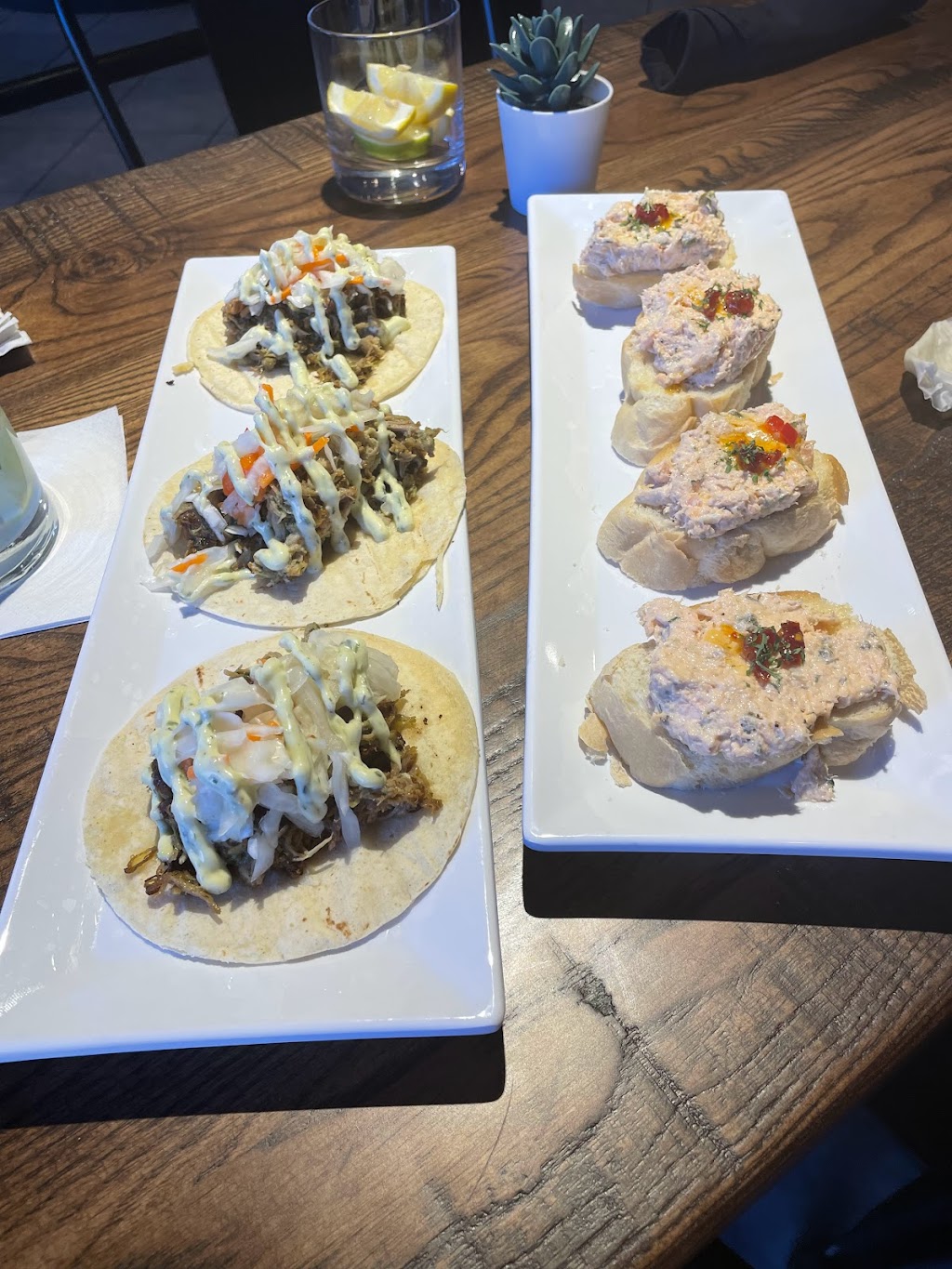 Zekes Kitchen & Bar | restaurant | 4454 S Cobb Dr SE Ste. 101, Smyrna, GA 30080, USA | 6782935176 OR +1 678-293-5176