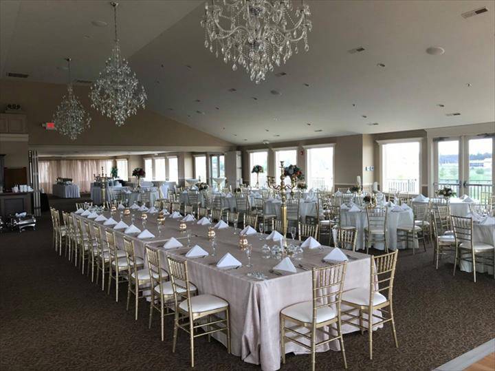 Metamora Fields Golf Club | restaurant | 801 W Progress St, Metamora, IL 61548, USA | 3093674000 OR +1 309-367-4000