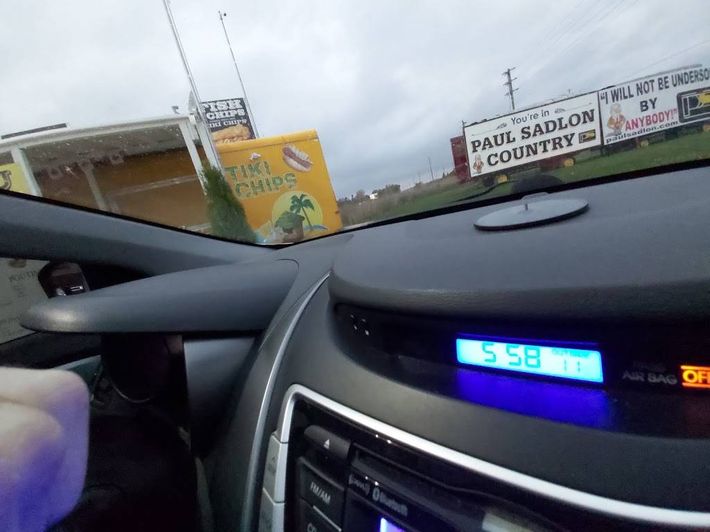 Tiki Chips | restaurant | 582 Bayfield St, Barrie, ON L4M 5A2, Canada | 7058165833 OR +1 705-816-5833