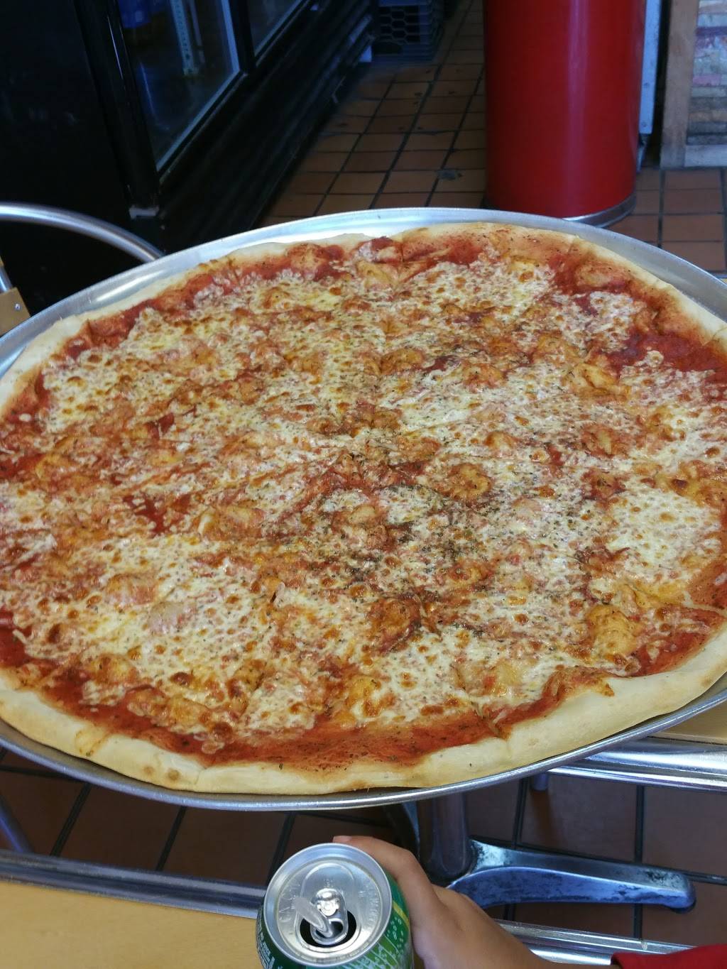 Big Nicks Pizzeria | restaurant | 72 Davis Ave, Kearny, NJ 07032, USA | 2019988185 OR +1 201-998-8185
