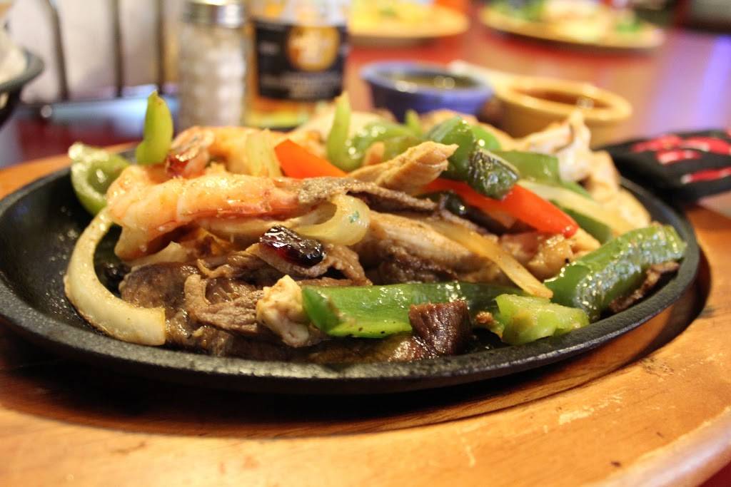 El Huarache Azteca | restaurant | 2908 Roosevelt Blvd, Clearwater, FL 33760, USA | 7275350149 OR +1 727-535-0149