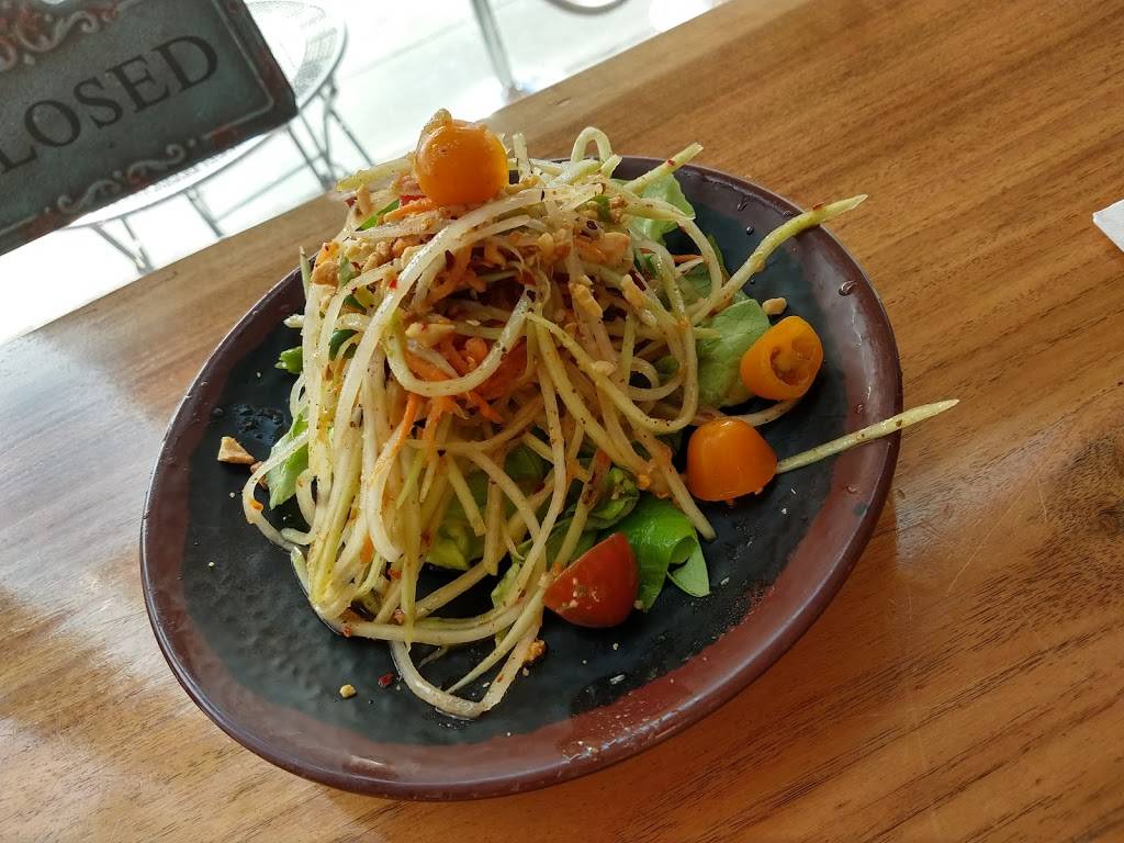 Minimango Thai bistro(new name Mango on main) | restaurant | 1142 Main St, Napa, CA 94559, USA | 7072538880 OR +1 707-253-8880