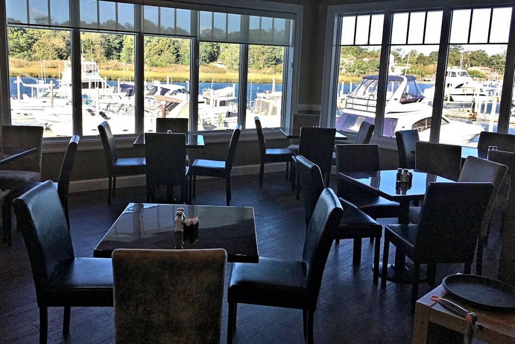 On The Docks | Waterfront Bar & Grill | restaurant | 177 Meeting House Creek Rd, Aquebogue, NY 11931, USA | 6318861160 OR +1 631-886-1160