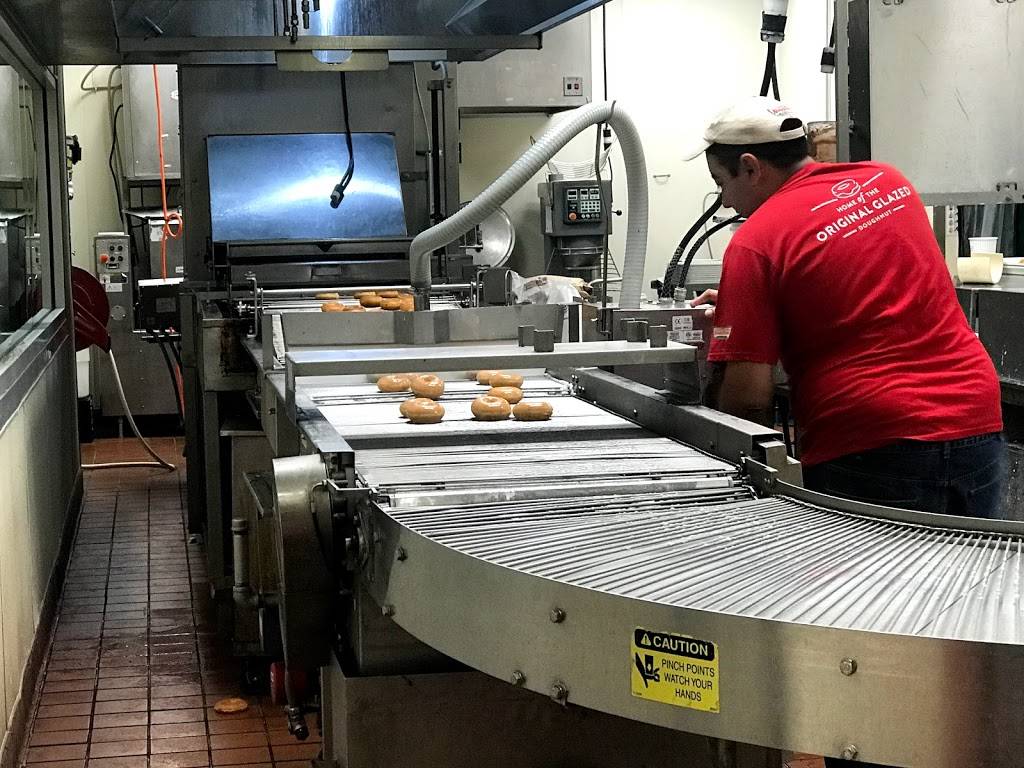 Krispy Kreme | bakery | 5621 E Broadway Blvd, Tucson, AZ 85711, USA | 5204850062 OR +1 520-485-0062