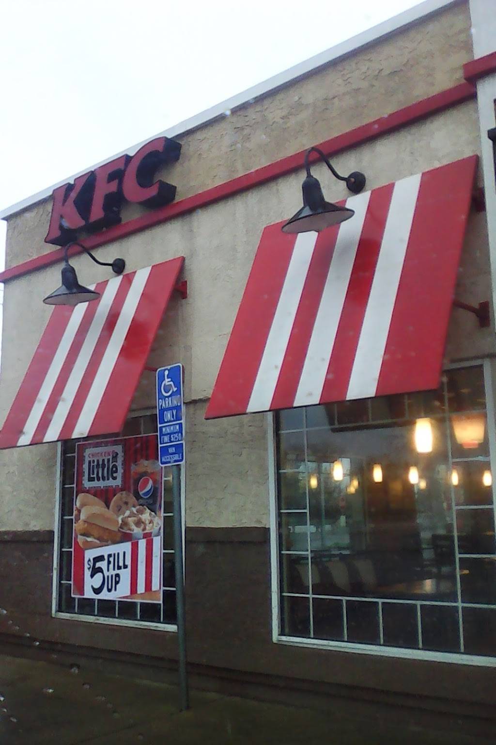 KFC | restaurant | 1904 W Olive Ave, Fresno, CA 93728, USA | 5592376421 OR +1 559-237-6421