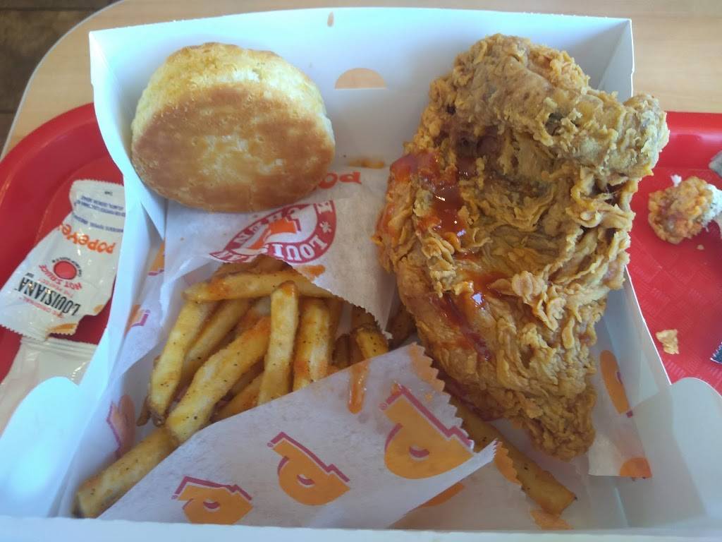 Popeyes Louisiana Kitchen | restaurant | 100 Debaun Loop, Chesapeake, VA 23320, USA | 7573511943 OR +1 757-351-1943