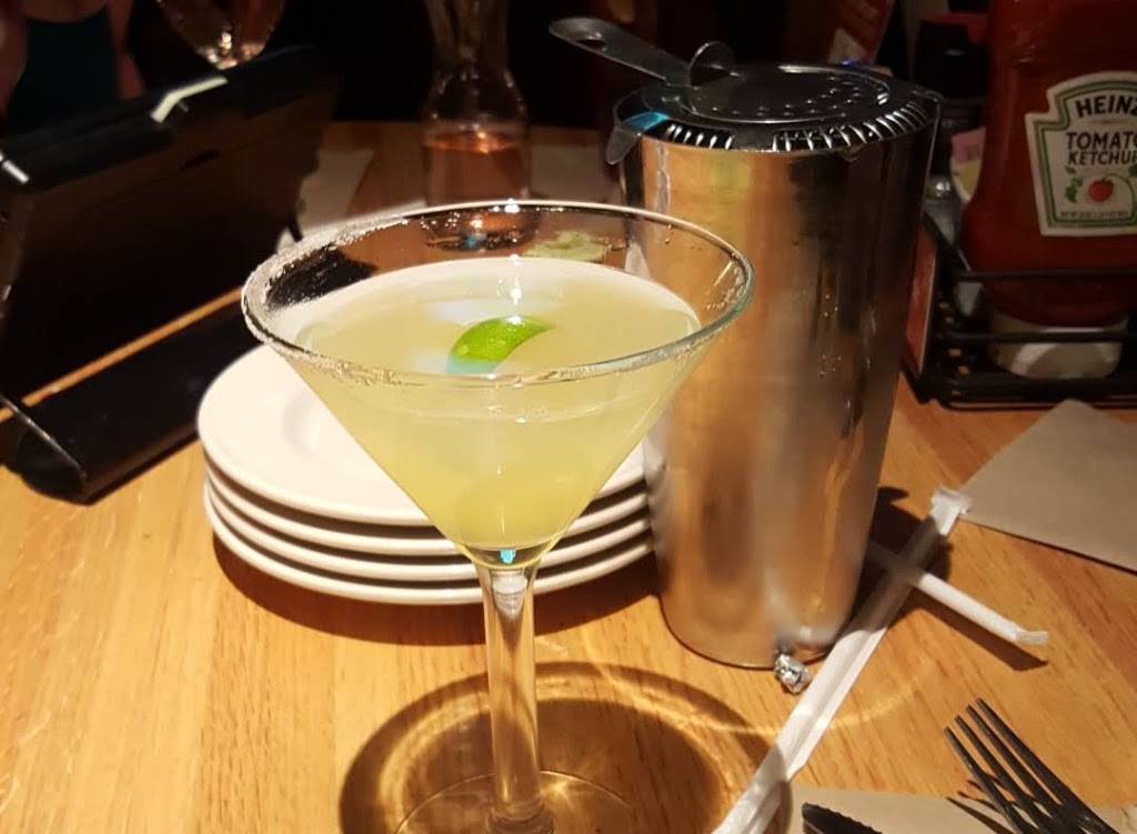 Applebees Grill + Bar | restaurant | 1225 Churchville Rd, Bel Air, MD 21015, USA | 4106381550 OR +1 410-638-1550