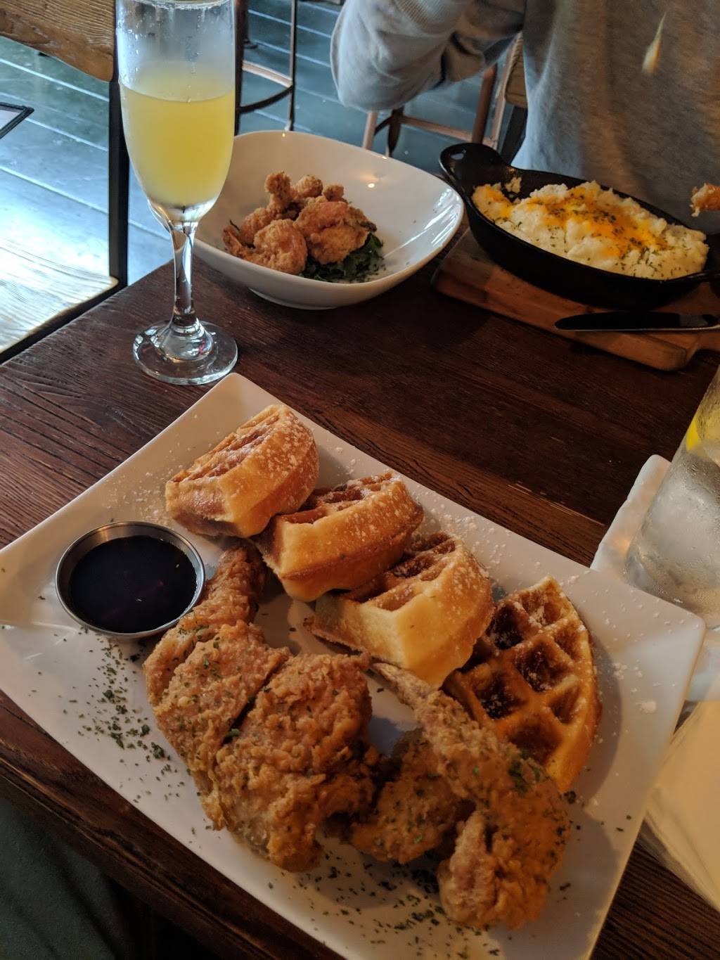 Cheris Bedstuy | restaurant | 216 Malcolm X Blvd, Brooklyn, NY 11221, USA | 7185766655 OR +1 718-576-6655