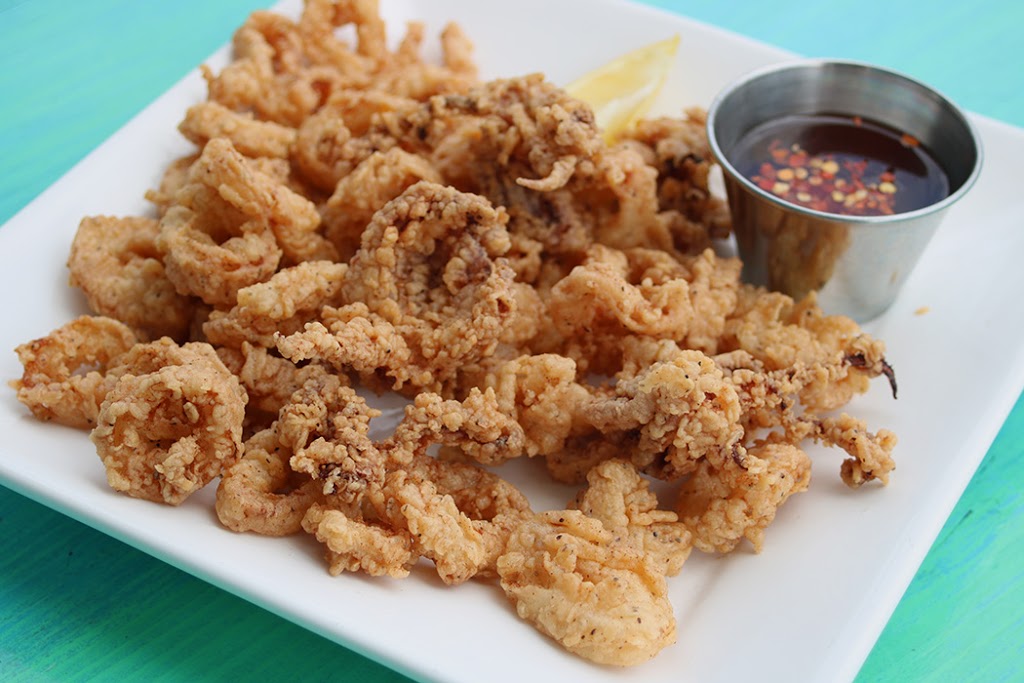 GTs On The Bay | restaurant | 26189 Canal Rd, Orange Beach, AL 36561, USA | 2519808400 OR +1 251-980-8400