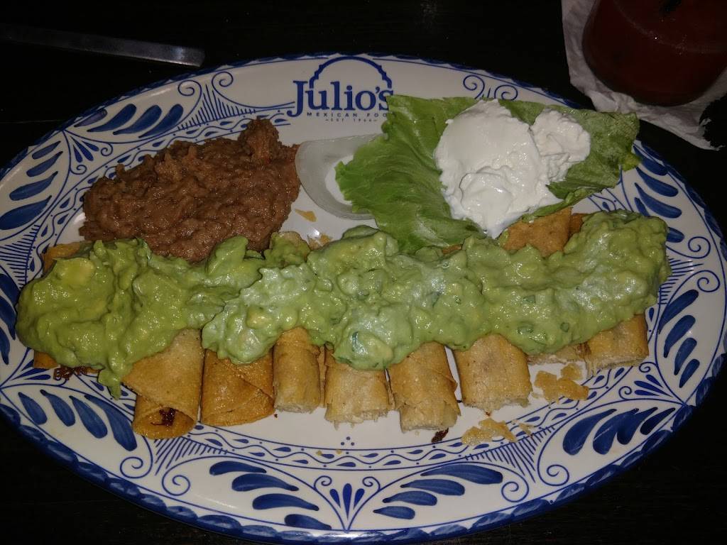 Julios Mexican Food | restaurant | 3630 Joe Battle Blvd, El Paso, TX 79938, USA | 9158551537 OR +1 915-855-1537