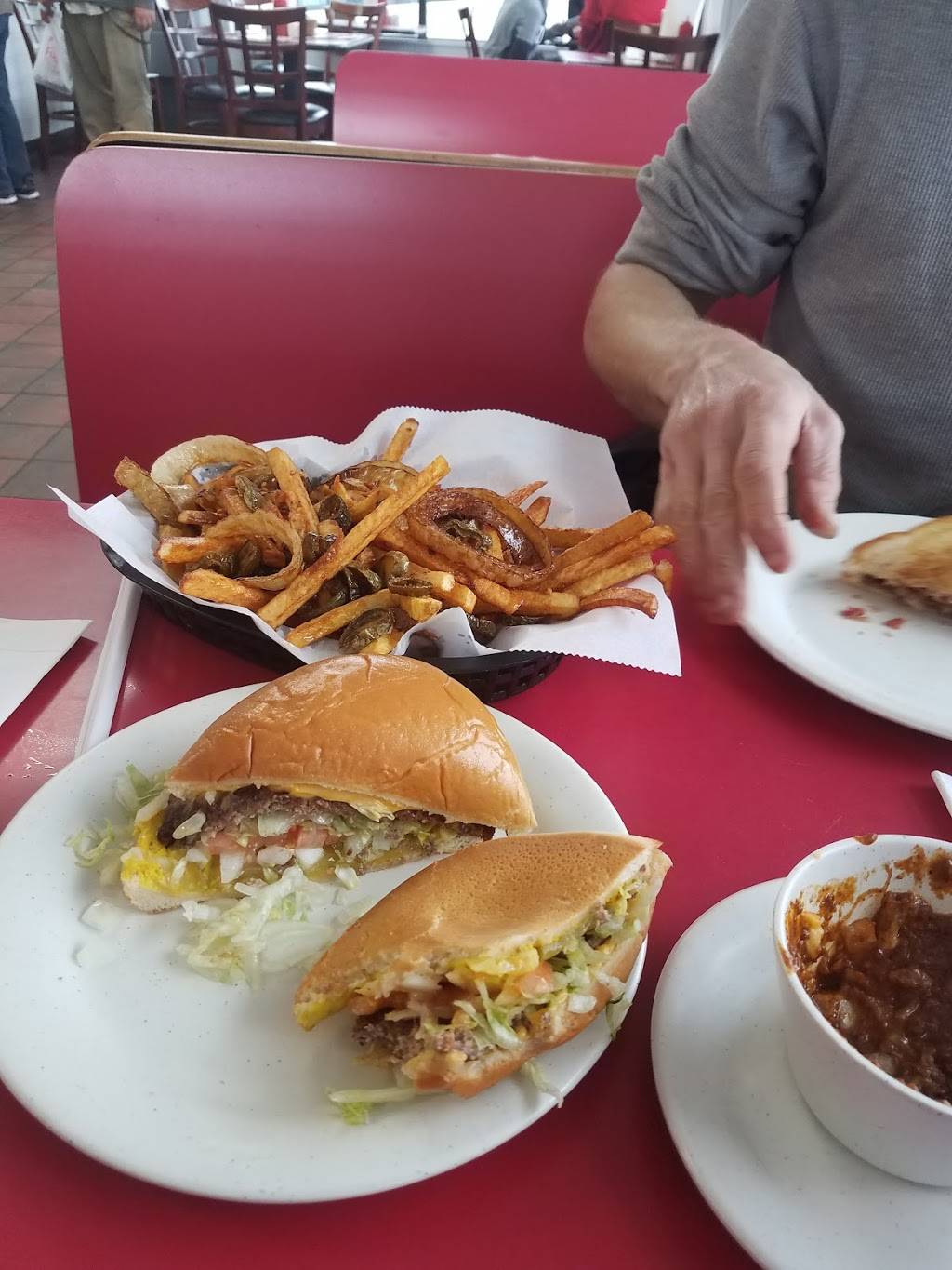 Rons Hamburgers & Chili | restaurant | 1440 South Denver Ave W, Tulsa, OK 74119, USA | 9183827667 OR +1 918-382-7667